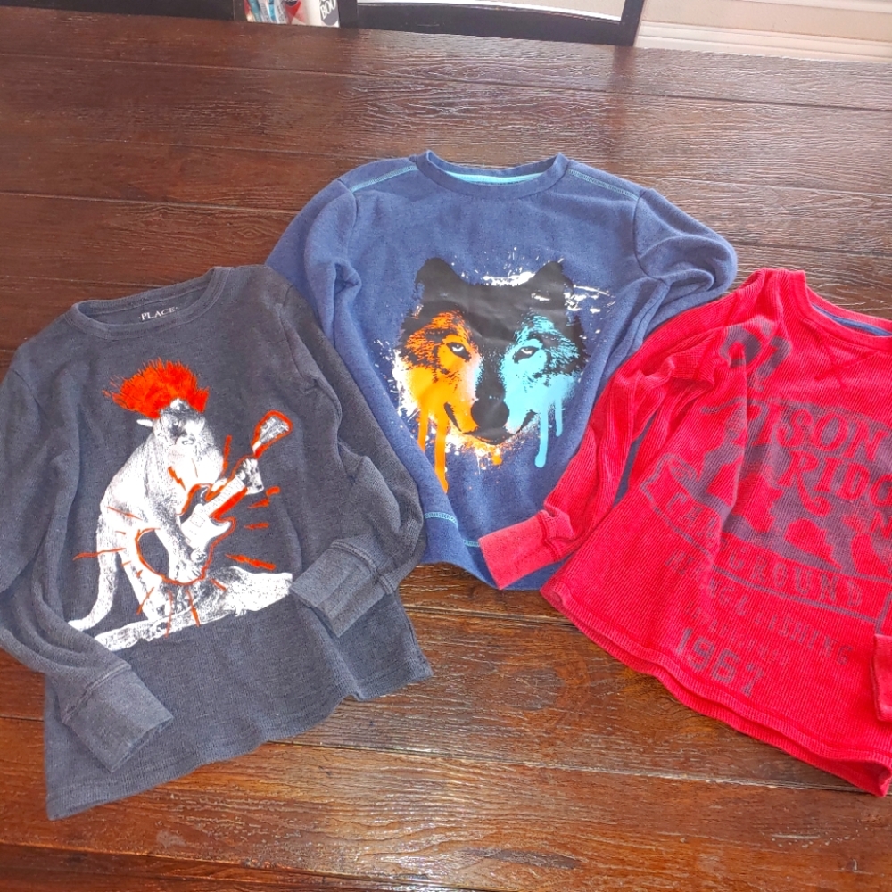 Boys long sleeve shirts Bundle cat & Jack wolf theme thermal shirts 7/8  3 shirt